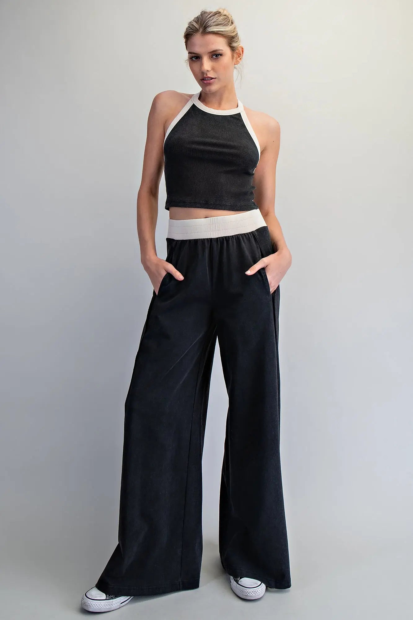 Contrast Sleeveless Back Racer Top