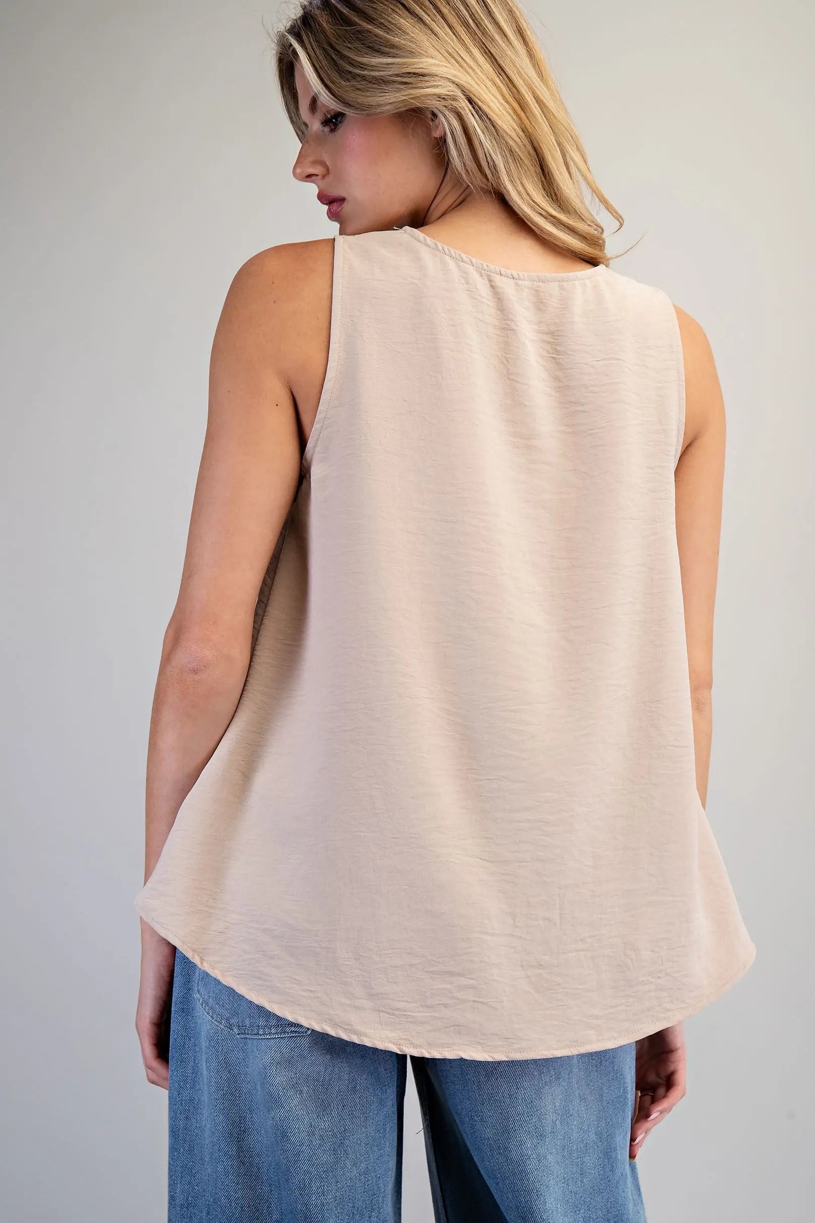 V-Neck Sleeveless Bubble Blouse