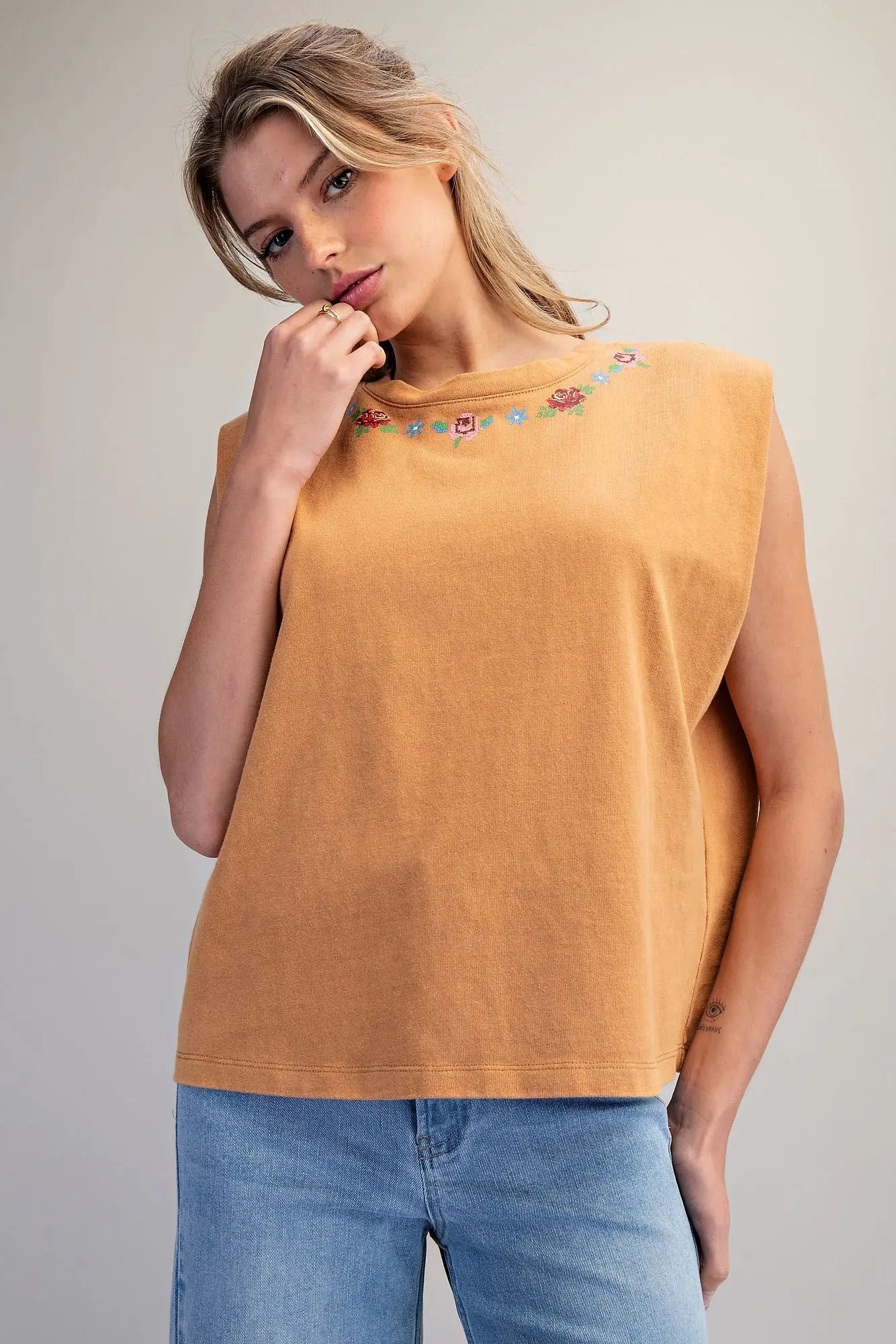 Round Floral Neck Top