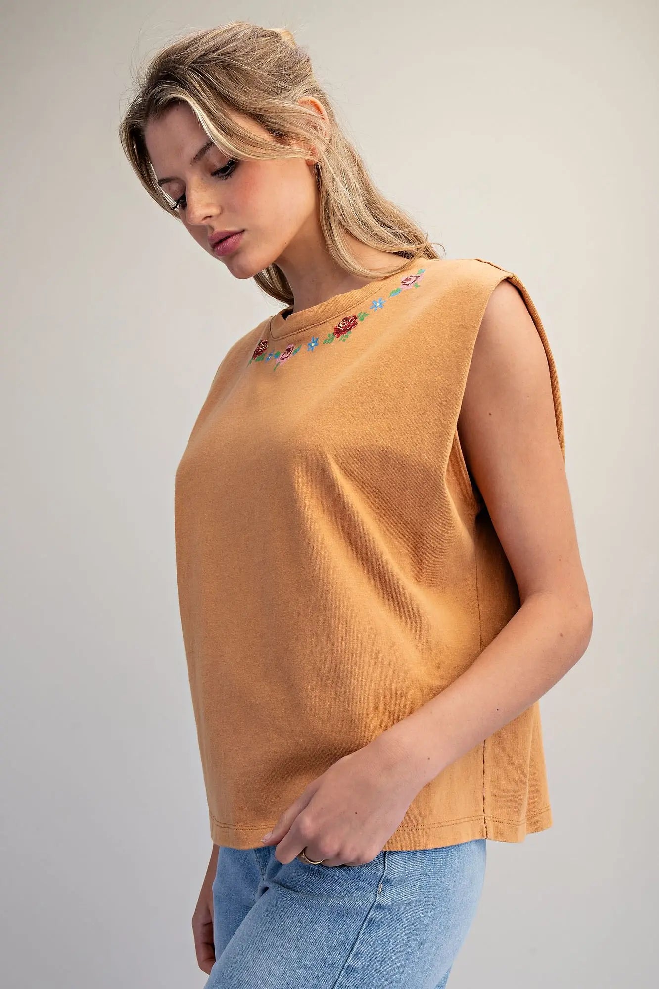 Round Floral Neck Top