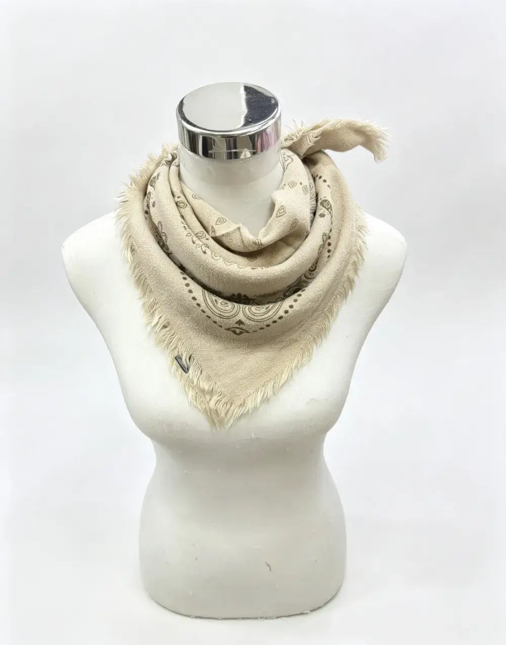 Small square scarf with bandana print: Brique