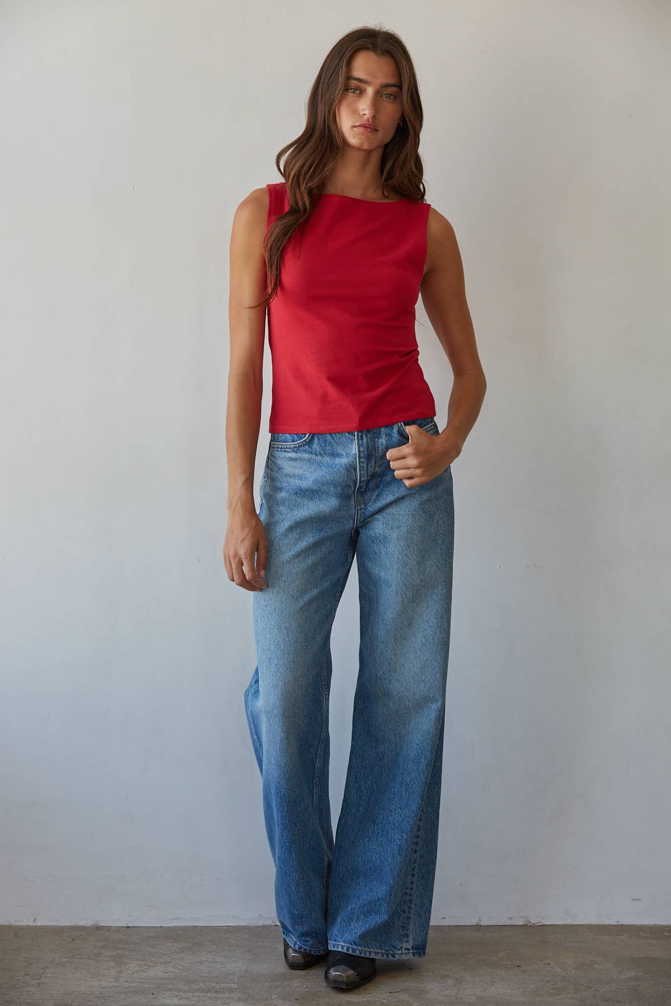 Knit Cotton Spandex Boat Neck Sleeveless Top
