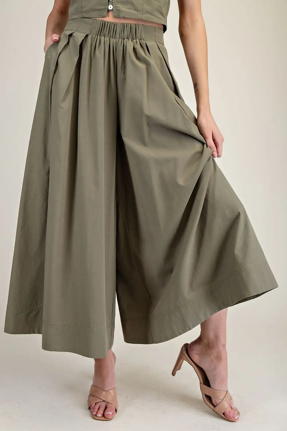 Solid Wide Leg Cropped Pants