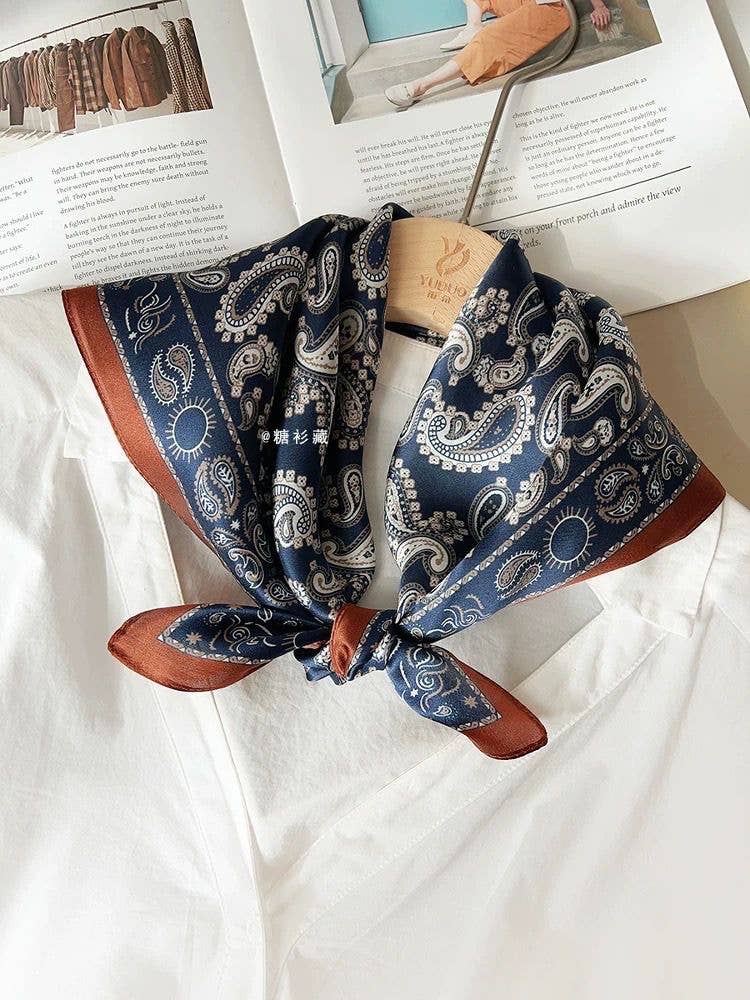 Silk Scarf 70x70 paisley pattern