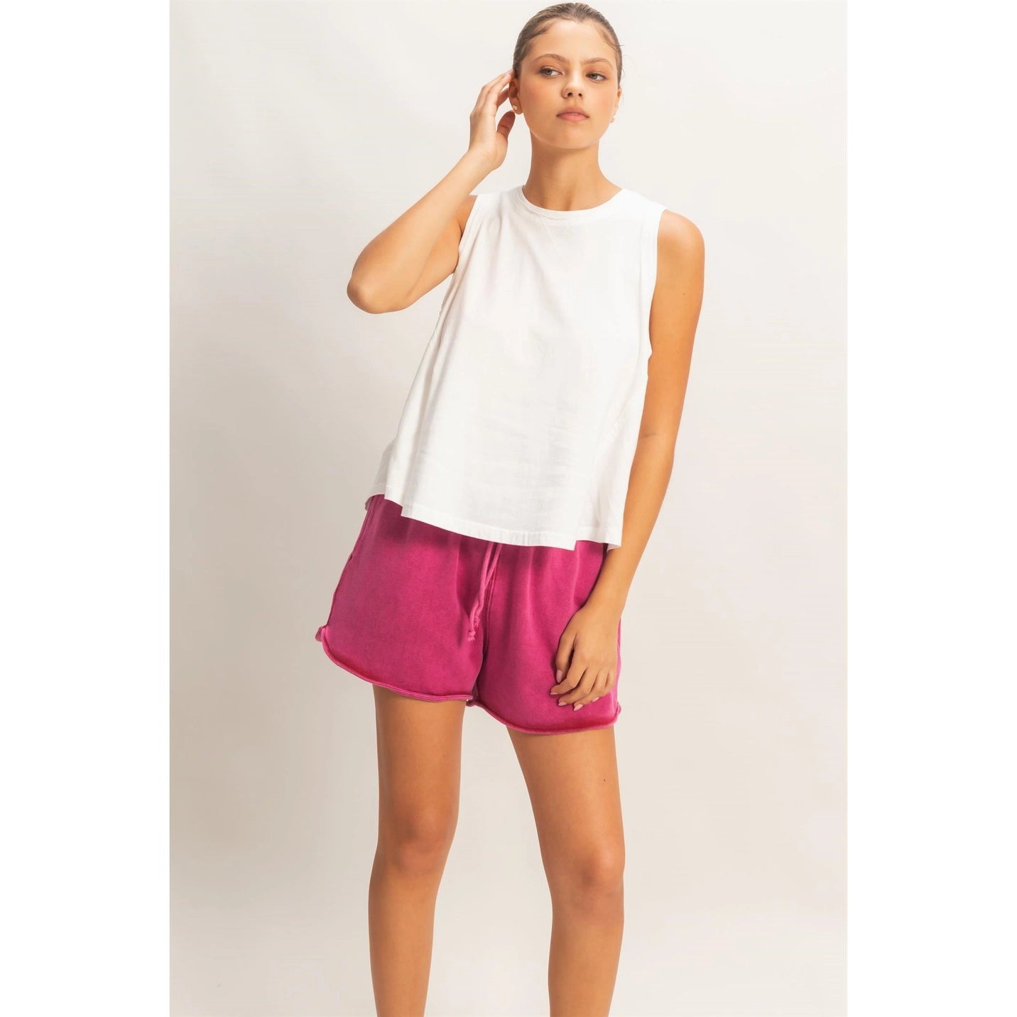 Raw Edge Details Sleeveless Top