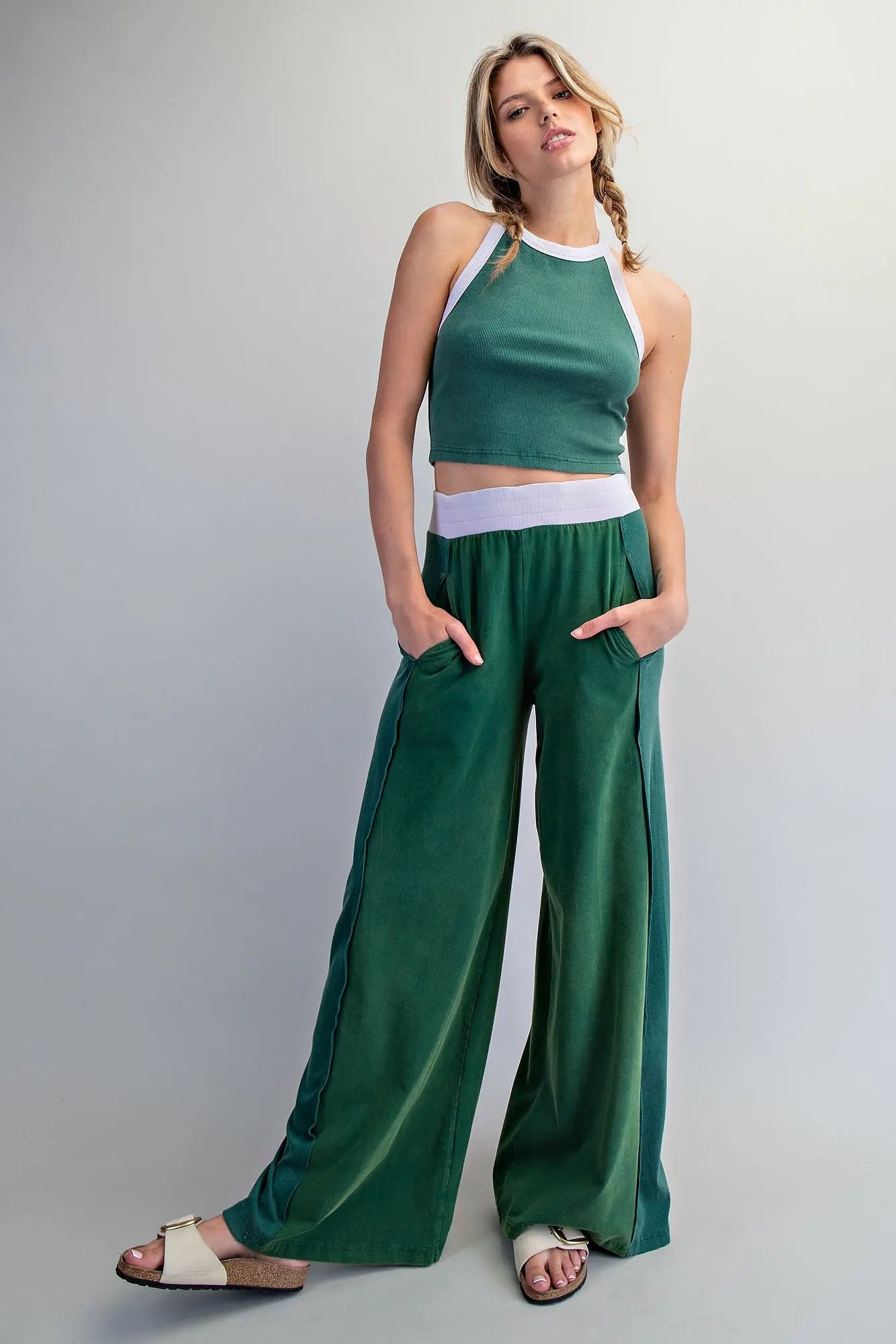 Contrast Sleeveless Back Racer Top