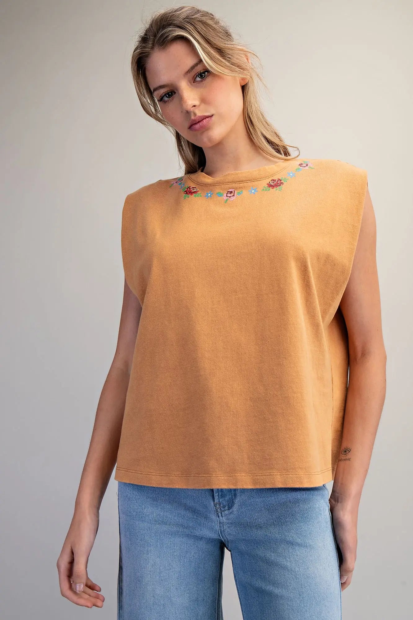 Round Floral Neck Top