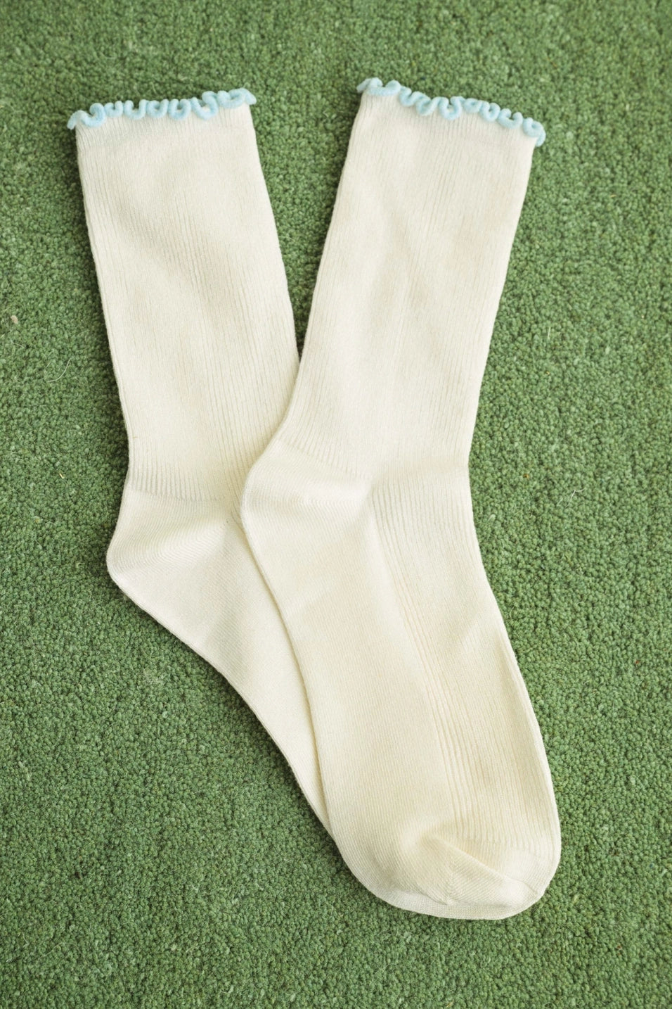 Ruffle Rib Crew Socks
