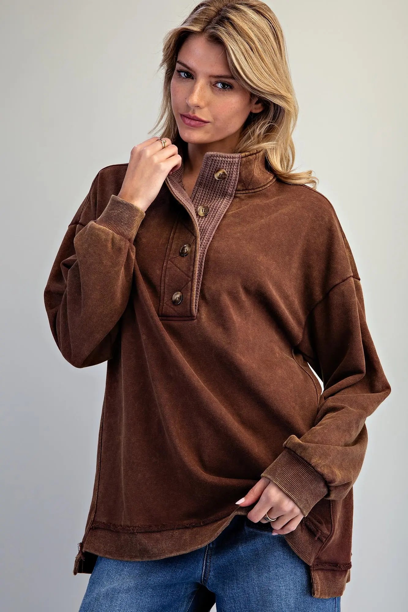 Snow Washed Mock Neck Pullover