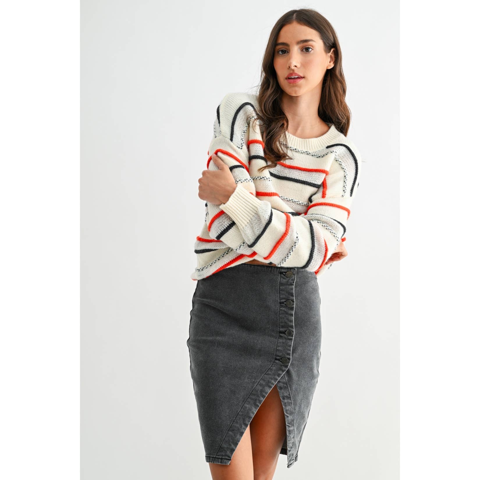 WASHED DARK GREY BUTTON SLIT HIGH-RISE DENIM SKIRT