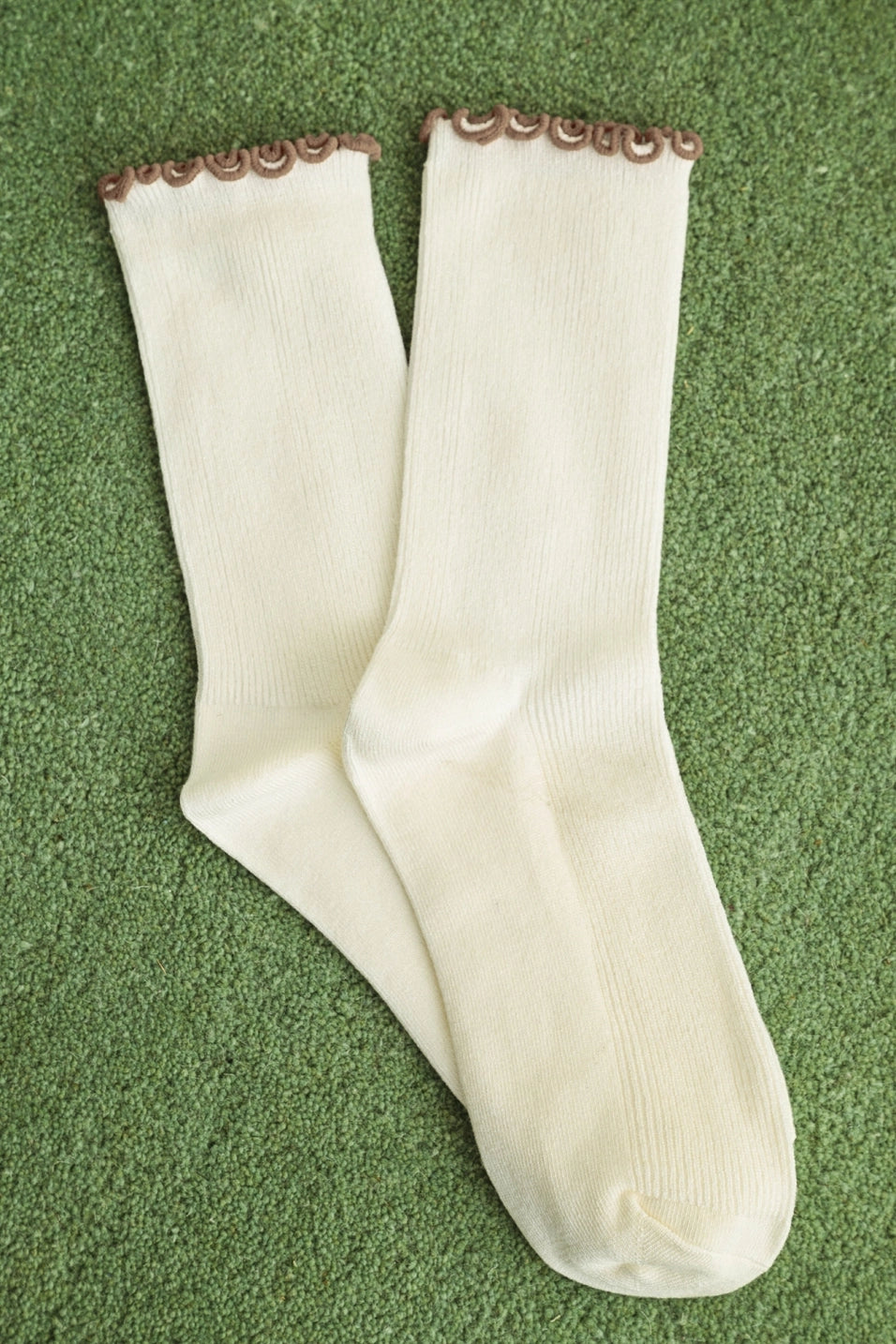 Ruffle Rib Crew Socks