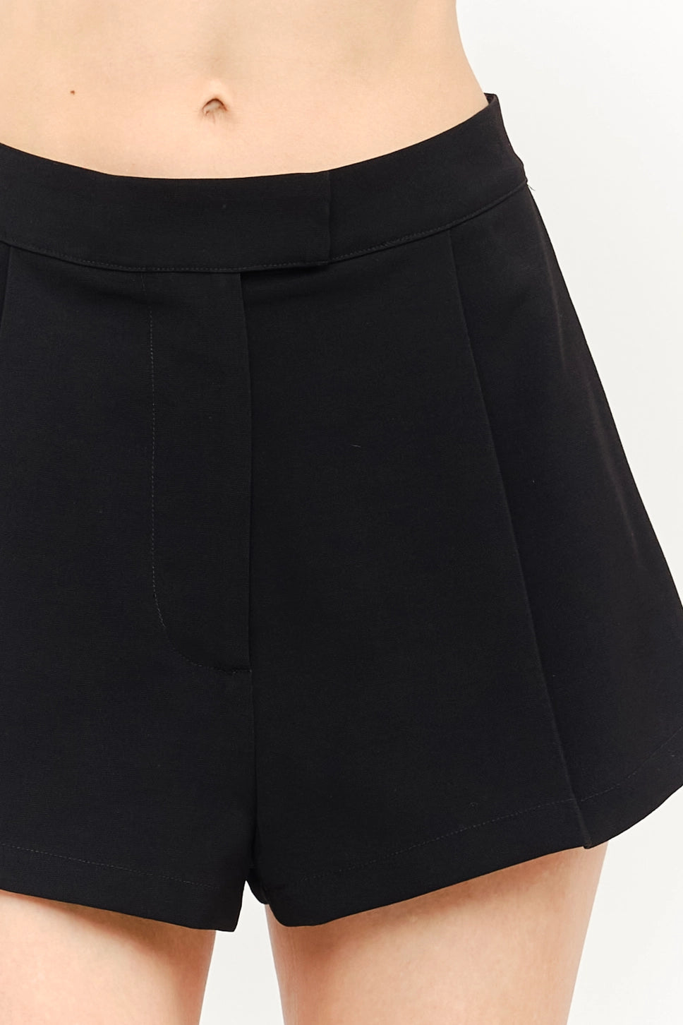 Audrey High Waisted Pleat Short