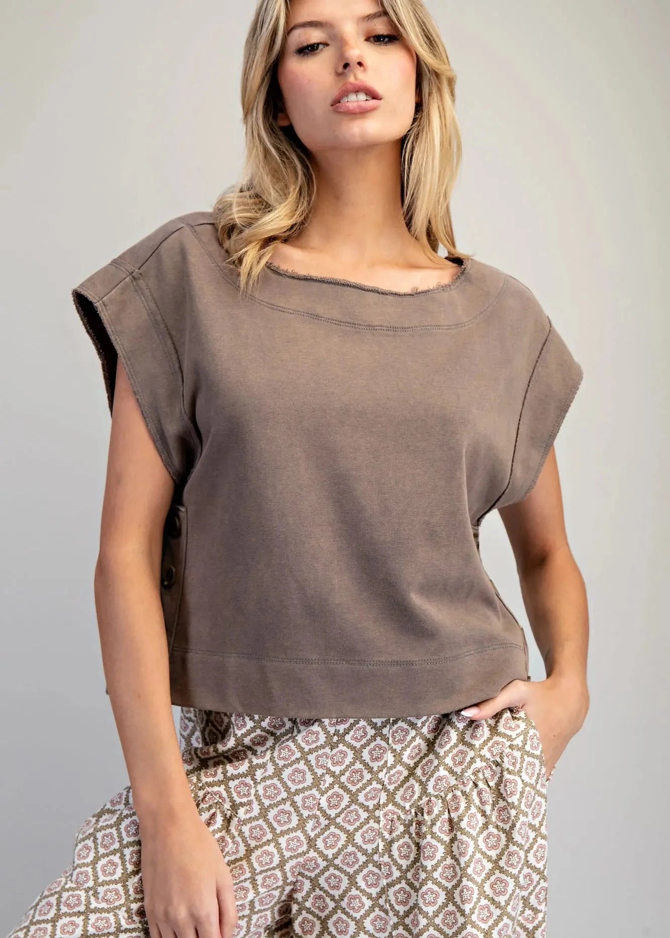 Mineral Washed Side Button Panel Top