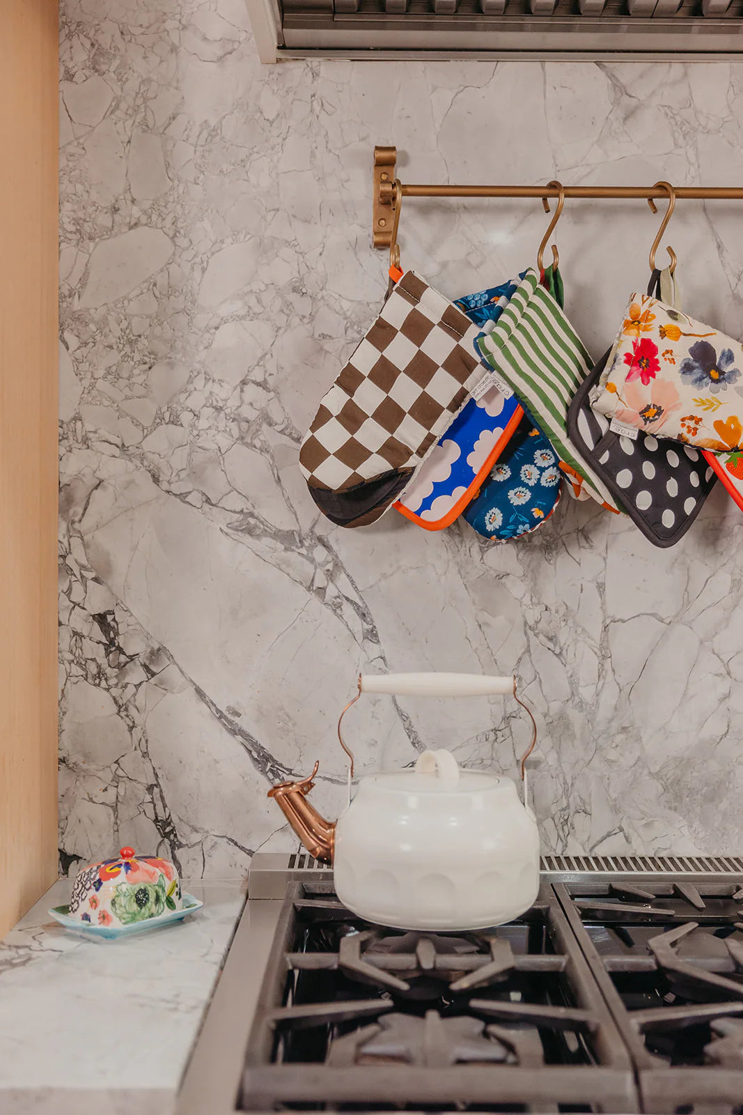 Milk and Honey Oven Mitt by crae.