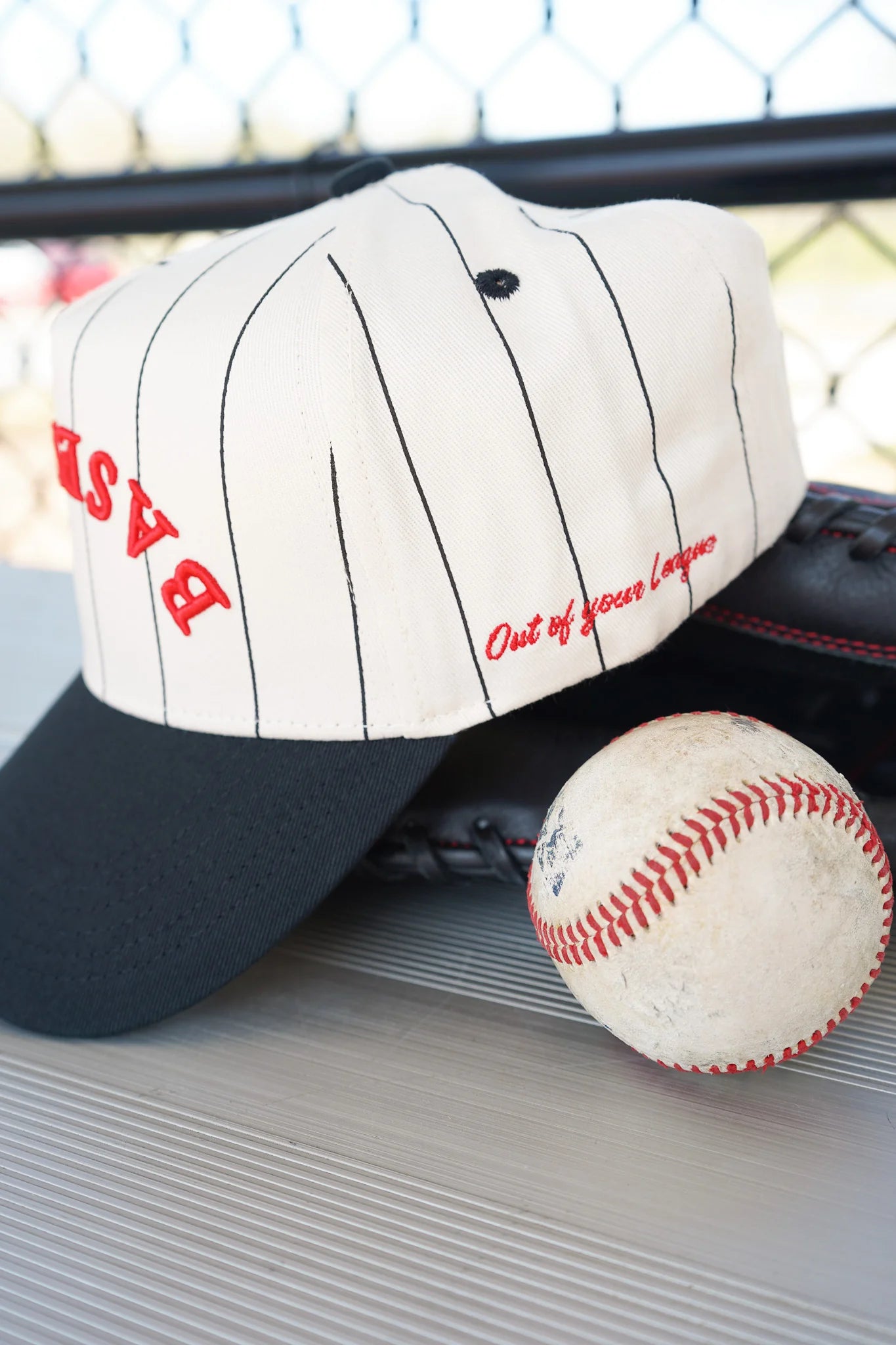 BASEBALL Stripe Vintage Trucker Hat