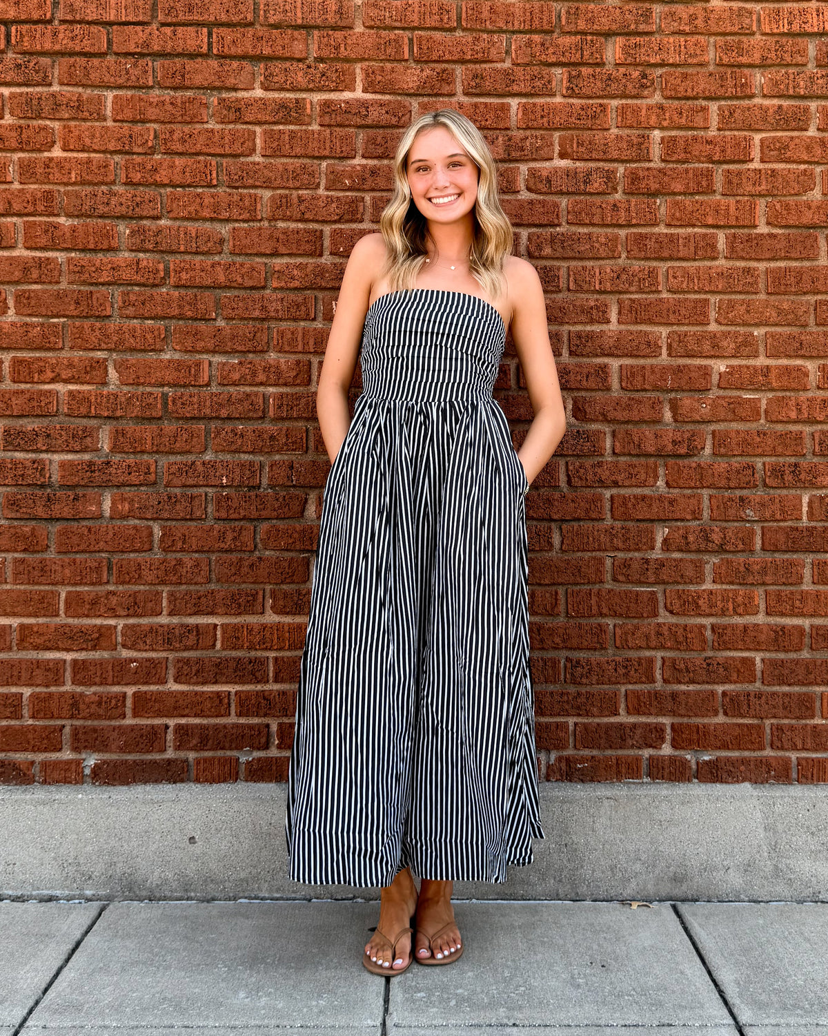Striped Tube Neck Strapless Flare Maxi Dress