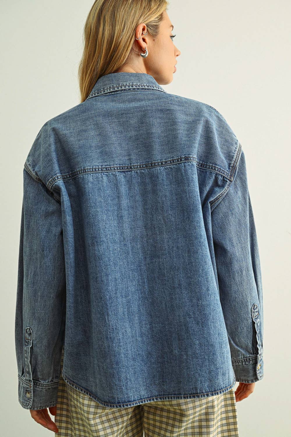 T6249   WASHED DENIM BUTTON DOWN SHIRTS
