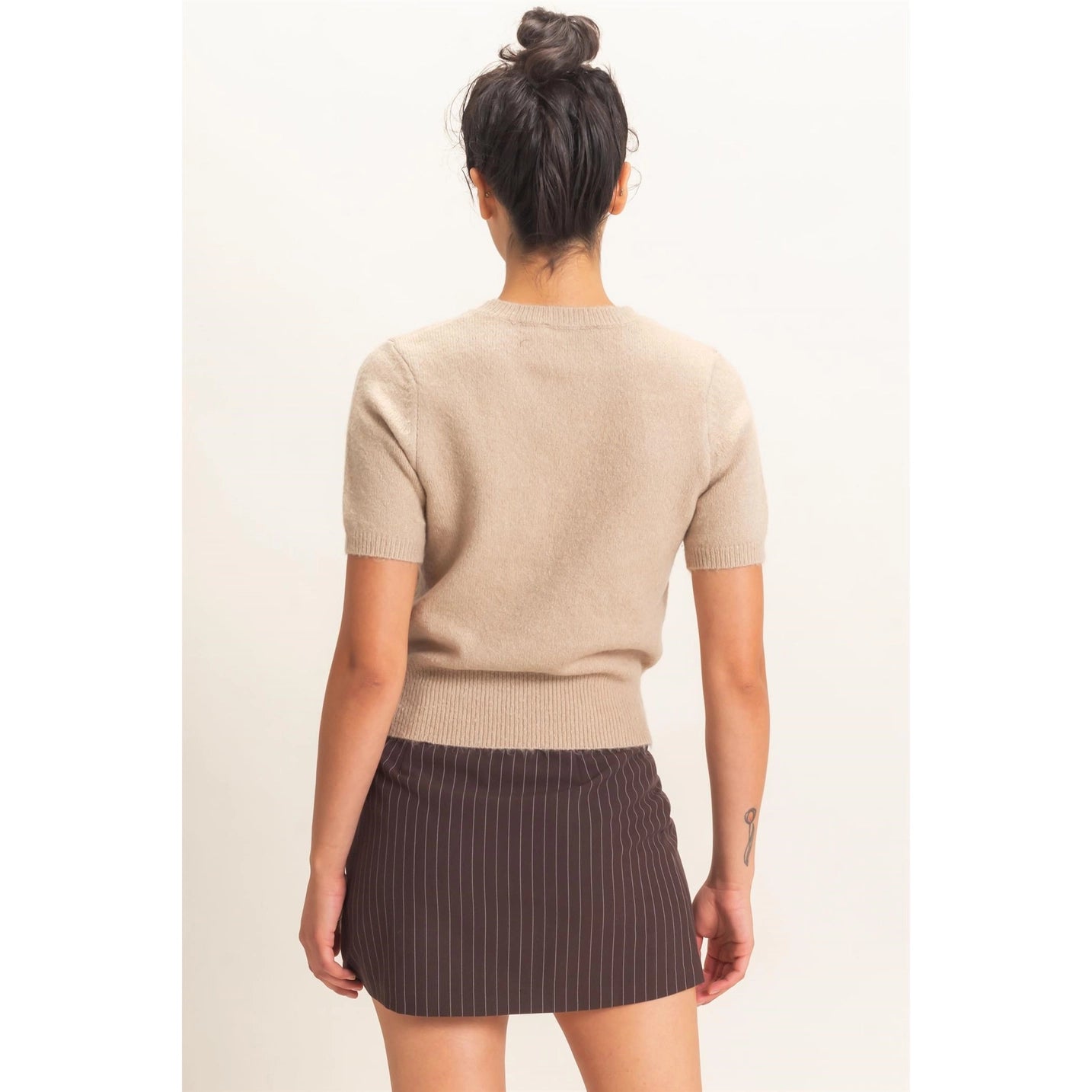 Crew Neck Short Sleeve Knit Top